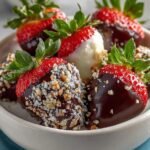 Delicious Chocolate Dipped Strawberries Recipe: 5 Steps 2 Chocolate Dipped Strawberries