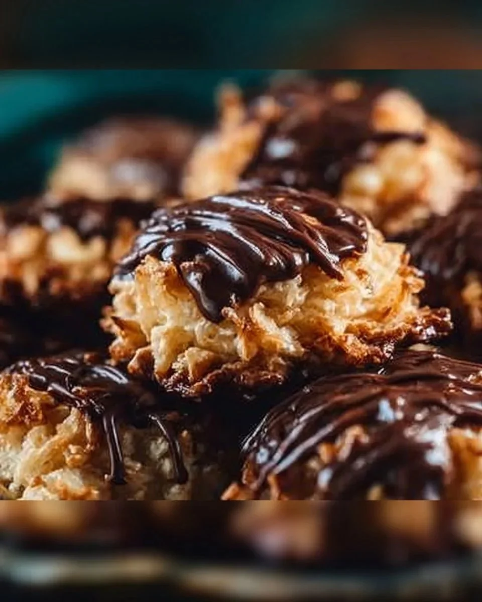 No Bake Samoa Cookies — Easy Caramel Coconut Treats 1 Plate of no bake Samoa Cookies topped with caramel and coconut